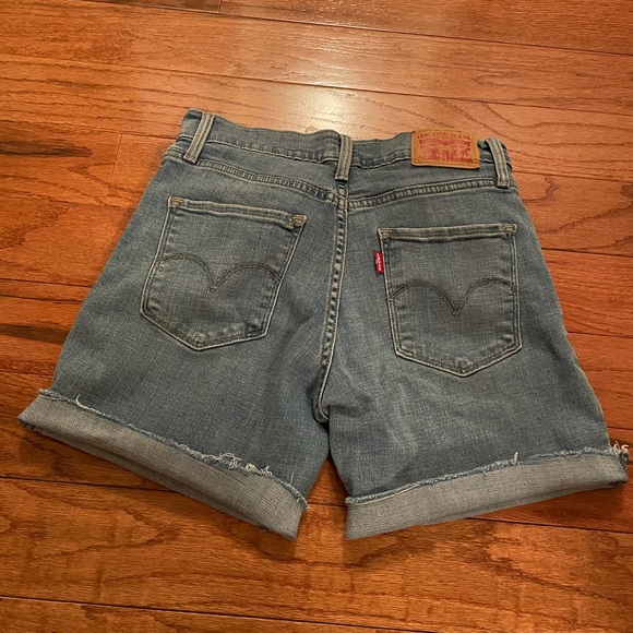FINAL PRICE DROP Levi’s Shorts